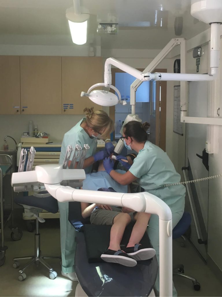 Le Réseau Santé Bucco-Dentaire & Handicap Rhône-Alpes (RSBDH-RA) améliore l’accès à la santé bucco-dentaire des personnes en situation de handicap ou de dépendance